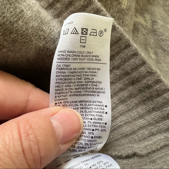 Athleta 982835 Hawthorn Animal Print Merino Wool Crewneck Sweater Size 1X - Picture 7 of 7